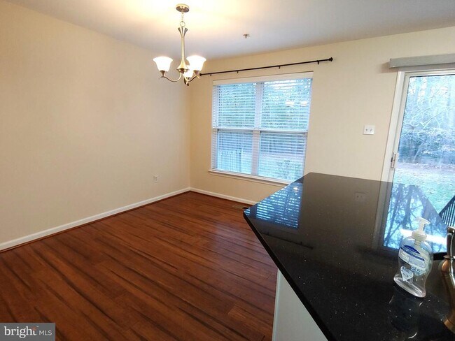 Foto del edificio - 2660 Cedar Elm Dr