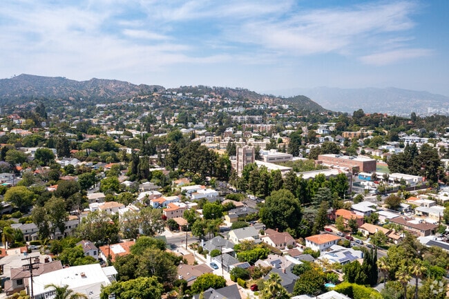 Los Feliz is the perfect neighborhood to enjoy the California lifestyle.