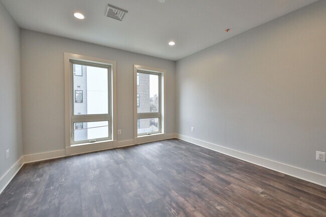 Foto del edificio - 1320 N Franklin St