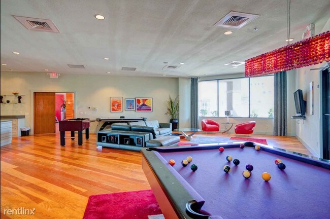 Foto del edificio - 454 Snowberry Ln