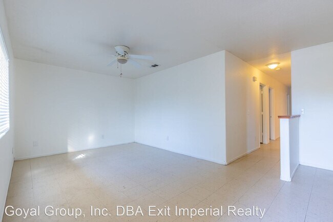 Foto del edificio - 4 br, 2 bath House - 237 E 6th St