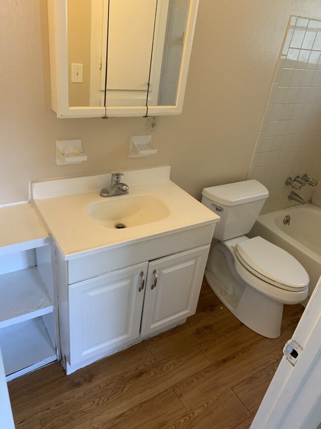 Photo - 1213 Mook St Townhome