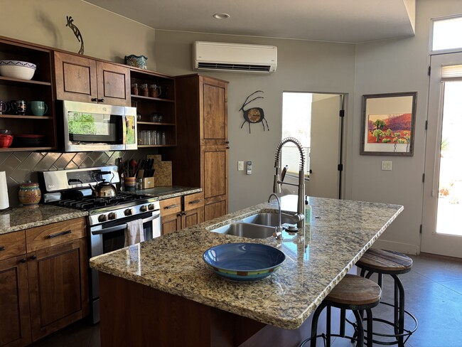 Kitchen - 888 N Coyote Gulch Ct