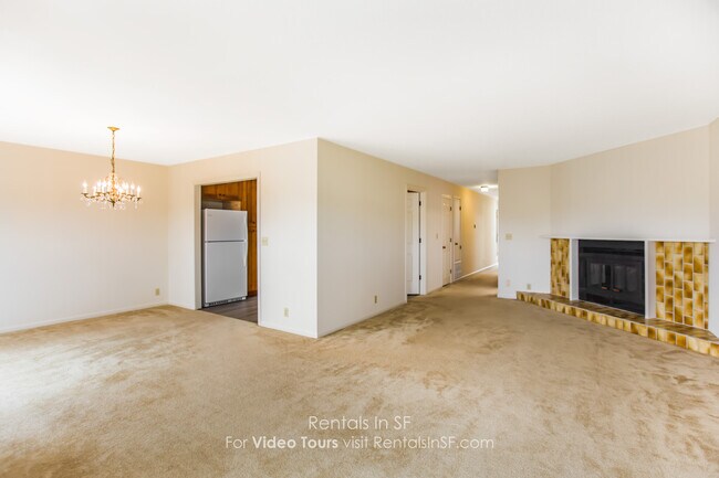 Building Photo - 1253 41st Ave