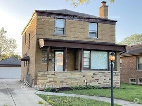Building Photo - 9147 S Richmond Ave