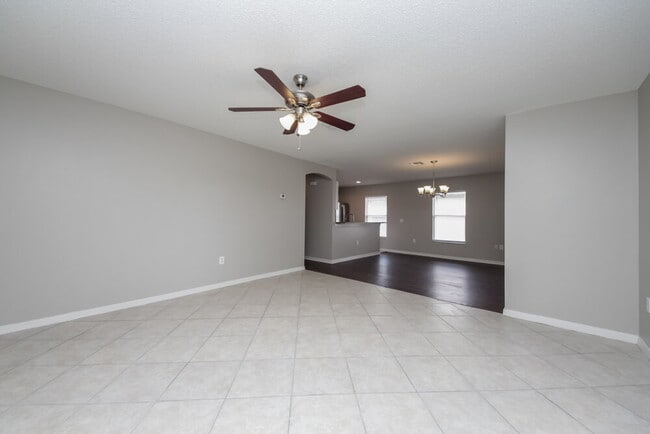 Building Photo - 221 Owenshire Cir