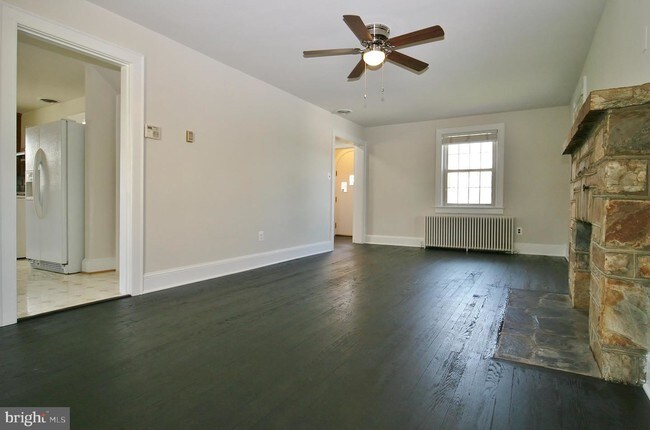 Foto del edificio - 9505 Lee Ave W