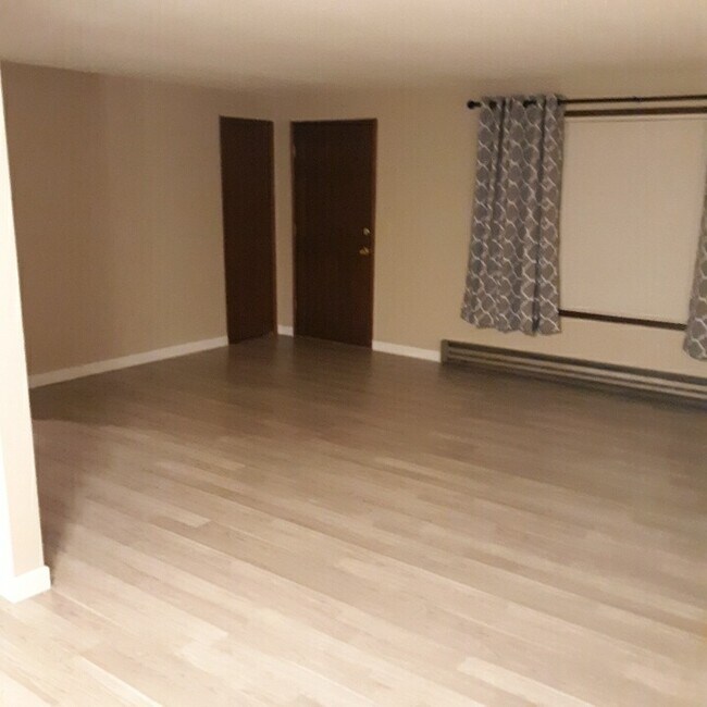 Foto del edificio - 950 W Oak Ct