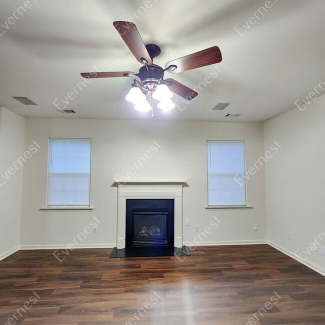 Building Photo - 4700 Stonecrop Dr