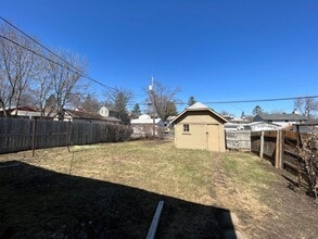 Building Photo - 1041 Magnolia Ave E