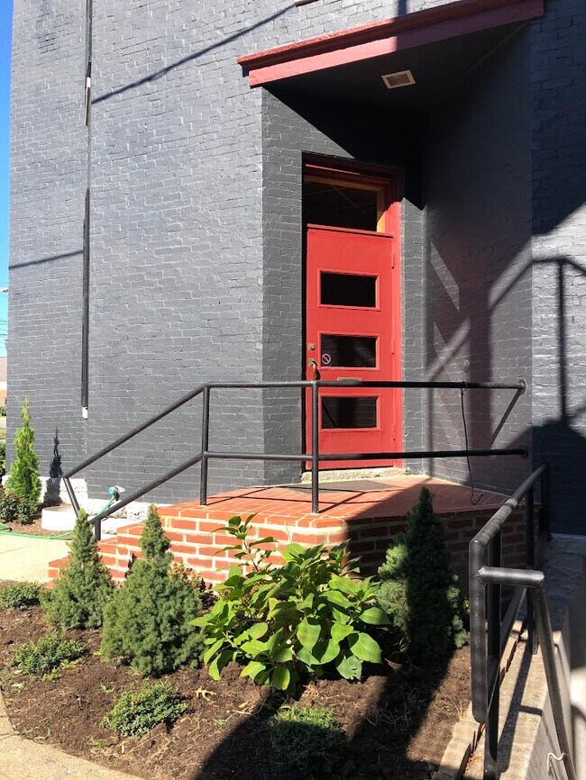 Main entrance - 227 E High St