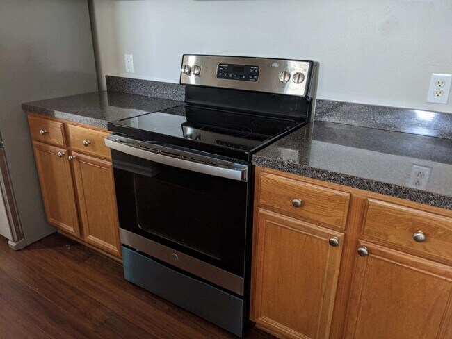 New SS Range and Cooktop - 45 Sycamore Ave
