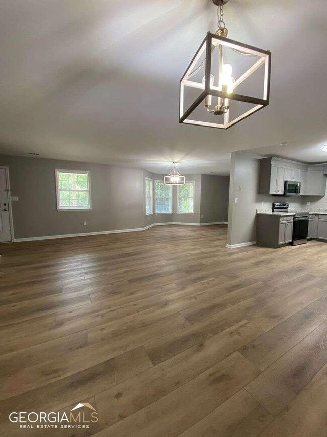 Building Photo - 1525 Cedar Shoals Dr