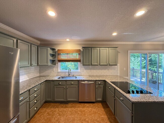 Foto del edificio - 6714 Amberley Ln