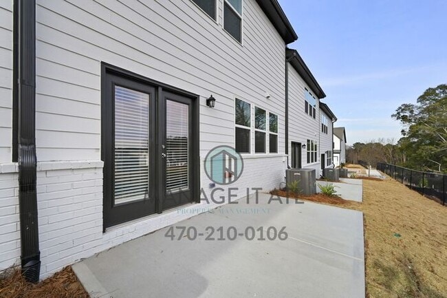 Building Photo - Brand NEW 3 Bedroom Townhome in Pendergras...