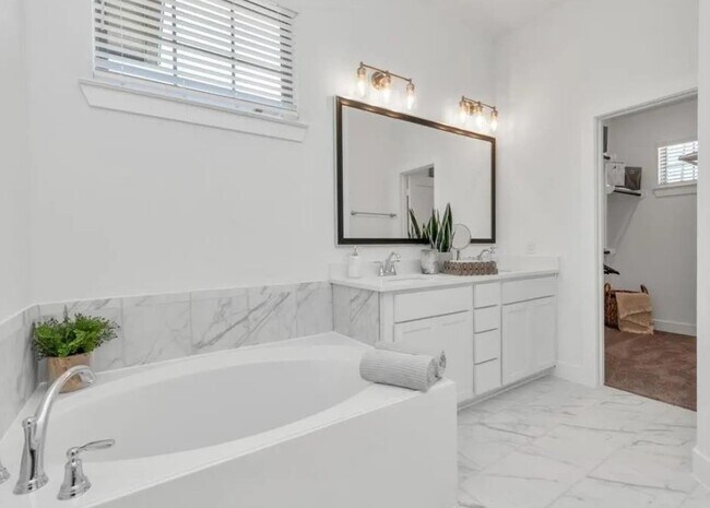 Foto del edificio - 1526 Crystal Stream Dr