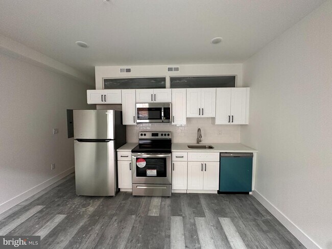 Foto del edificio - 1715 N 42nd St