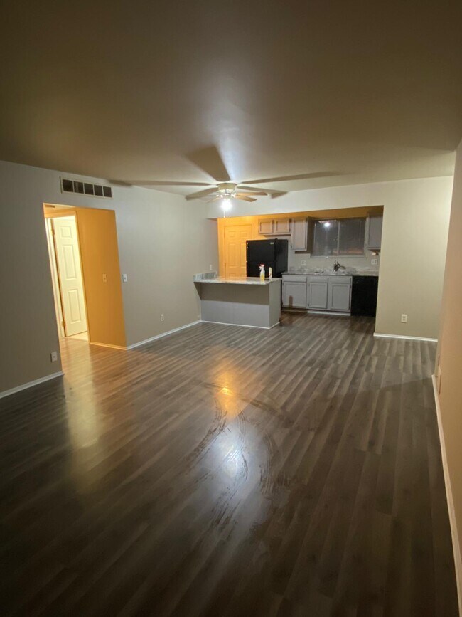 Foto del edificio - 1014 Kelley St