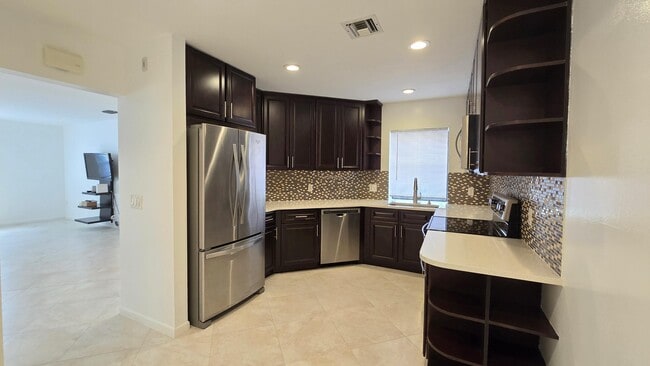 Building Photo - 5139 Floria Way