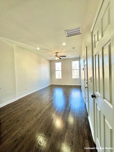 Foto del edificio - 2829 W Polk St