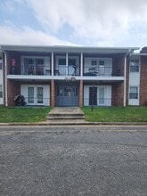 Building Photo - 2831 N O.Henry Blvd