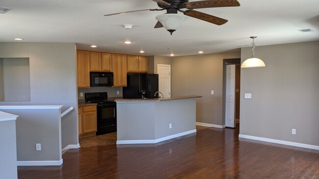Building Photo - 9023 Apache Plume Dr