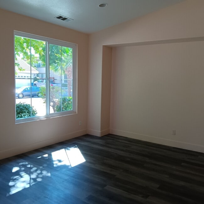 Foto del edificio - 4629 Palomino Way