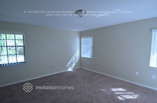 Foto del edificio - 5311 NW 44th Ave