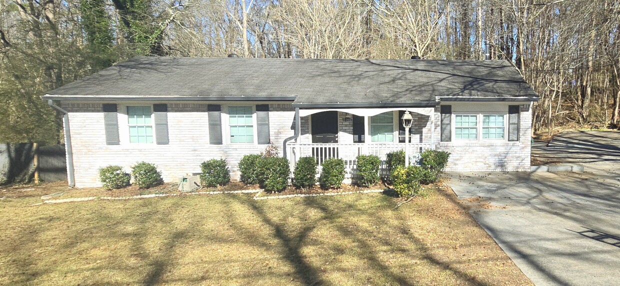 A classic ranch-style home, with clean modern finishes. - 2506 Yolanda Trail