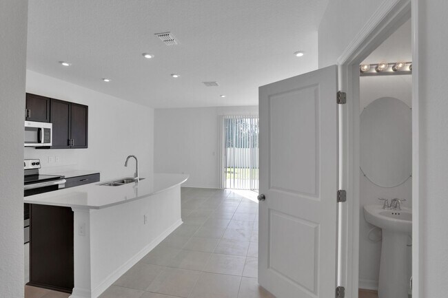 Foto del edificio - Pet Friendly Townhome w/ amenities in Annies Walk!