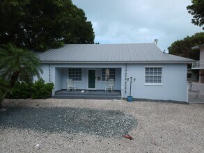 Building Photo - 119 Peace Ave