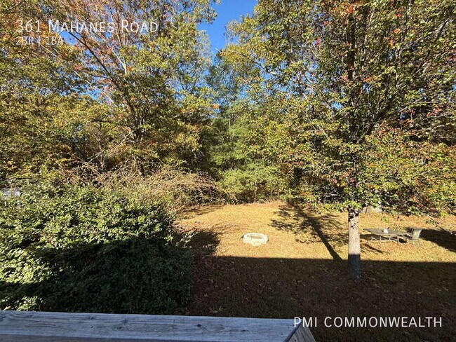 Building Photo - 361 Mahanes Rd