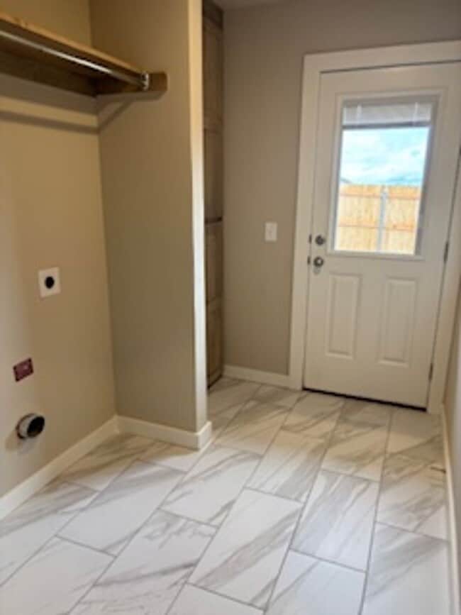 Building Photo - 1st Month Free!