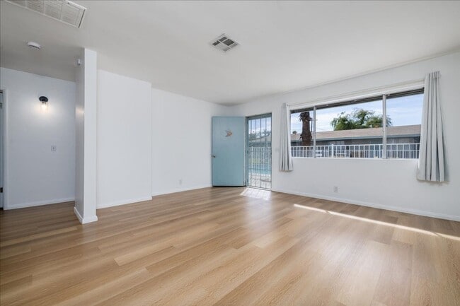 Foto del edificio - 44440 Acacia Dr