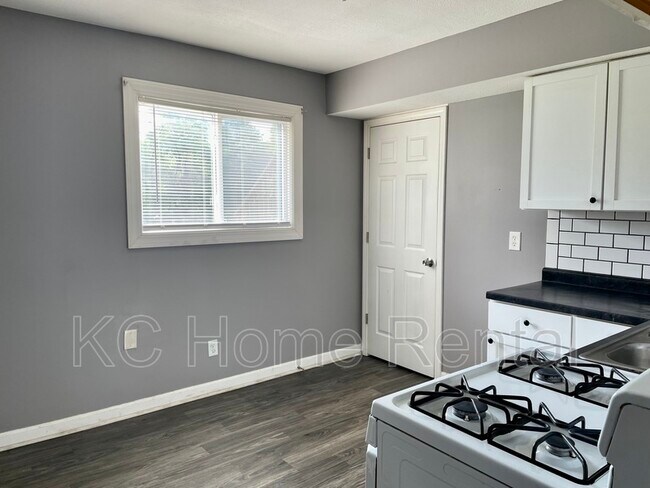 Foto del edificio - 3122 N 55th St