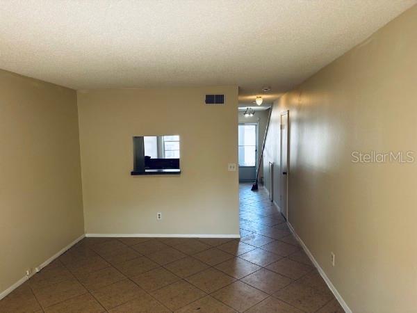Foto del edificio - 7132 Waterside Dr
