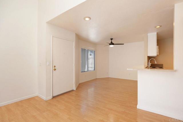 Foto del edificio - 5455 Baltimore Dr