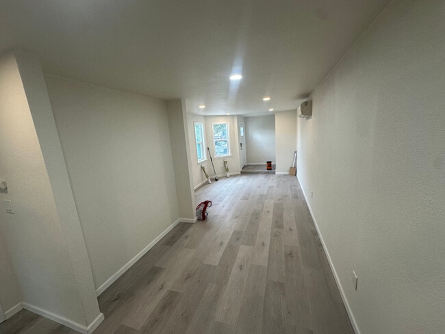 Photo - 873 29th St Apartment