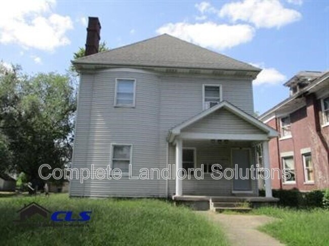 Foto del edificio - 1034 N 8th St