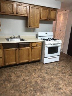 Primary Photo - 200 North St
