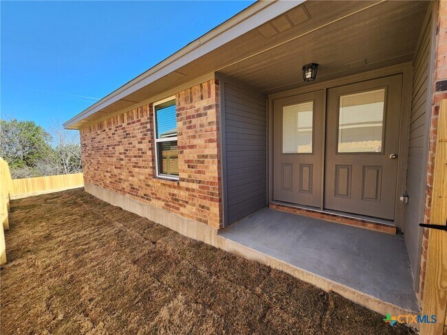 Building Photo - 543 Lost Trl