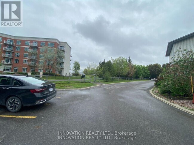 Building Photo - 17 Santa Cruz Private