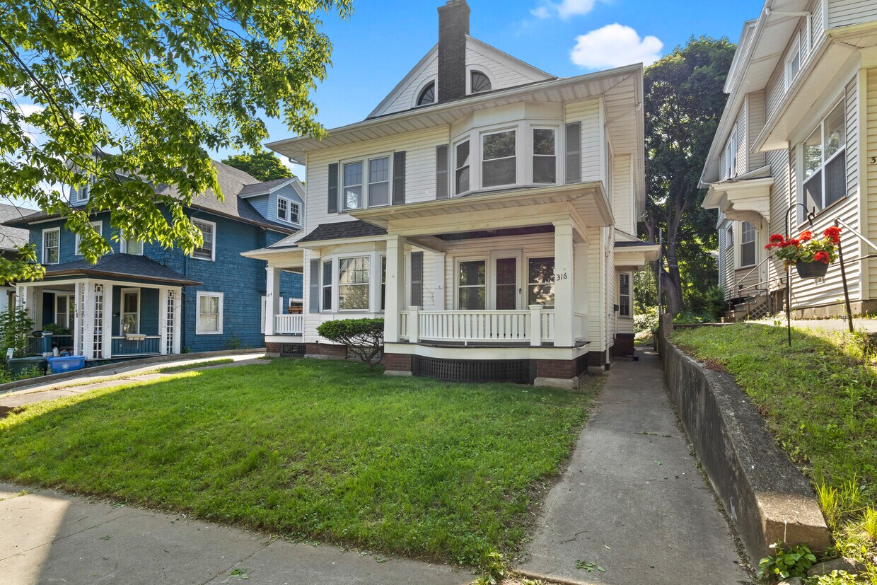 316 Laburnam Cres Unit 316, Rochester, NY 14620 Apartments in