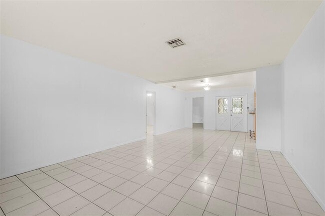 Foto del edificio - 117 SW 4 Ave