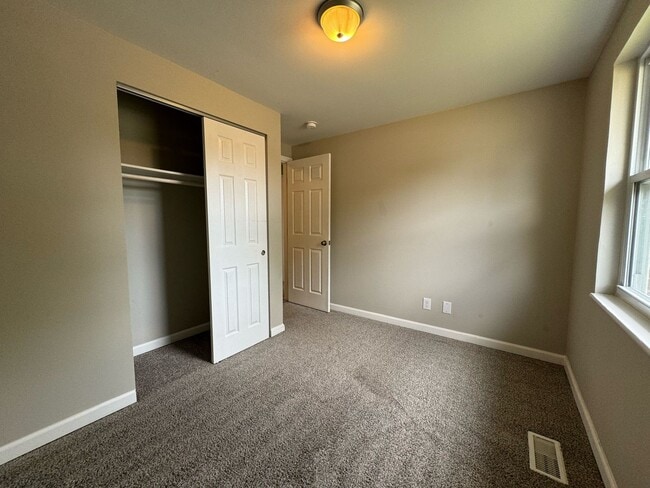Building Photo - 7654 Rothfield Dr