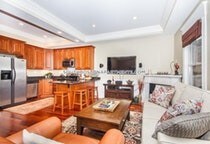 Foto principal - 339 E St