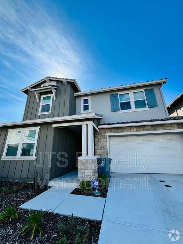 Building Photo - 4070 Monterey Grv