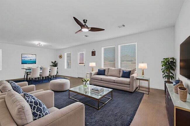 Foto del edificio - 25344 Carnation Ct