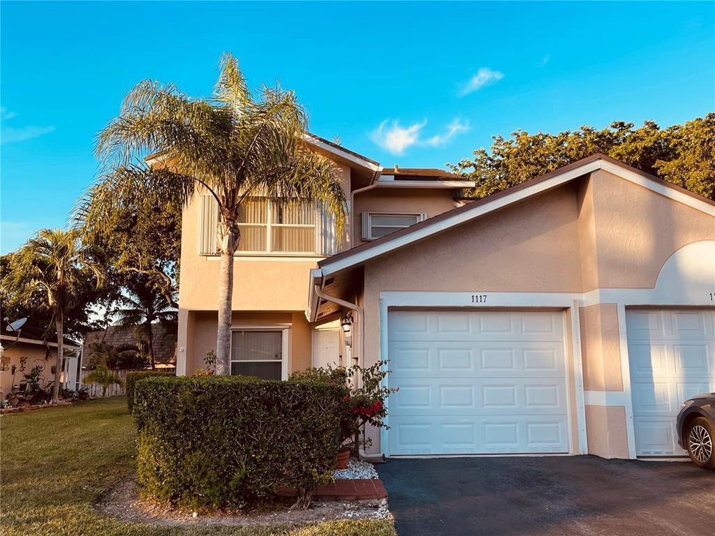 1117 W Lakes Dr, Deerfield Beach, FL 33442 Townhome Rentals in