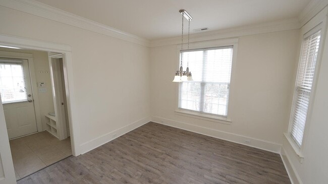 Building Photo - Charleston Style Home in Desirable Clayton Community